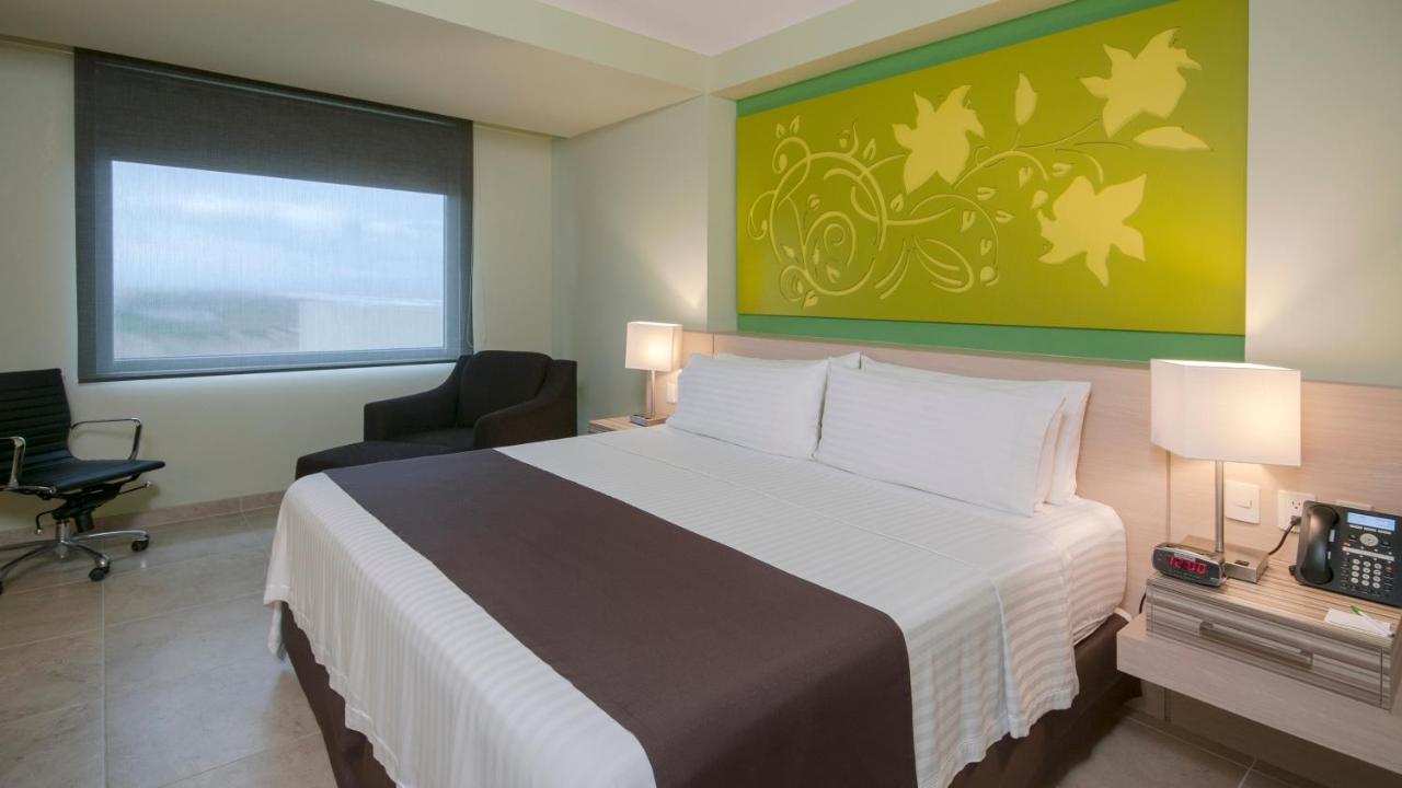 Holiday Inn Coatzacoalcos, an IHG Hotel Exterior foto