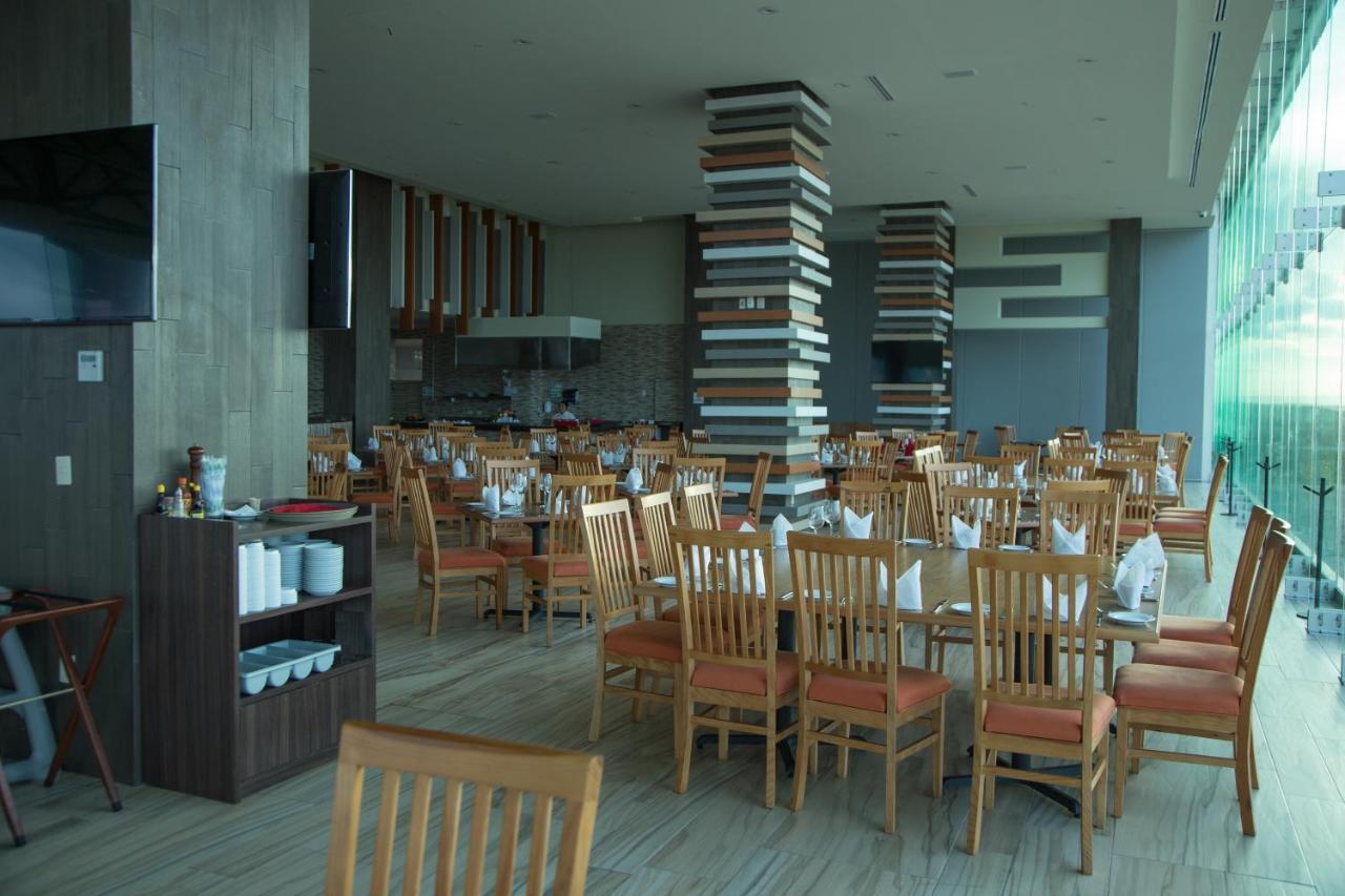 Holiday Inn Coatzacoalcos, an IHG Hotel Exterior foto