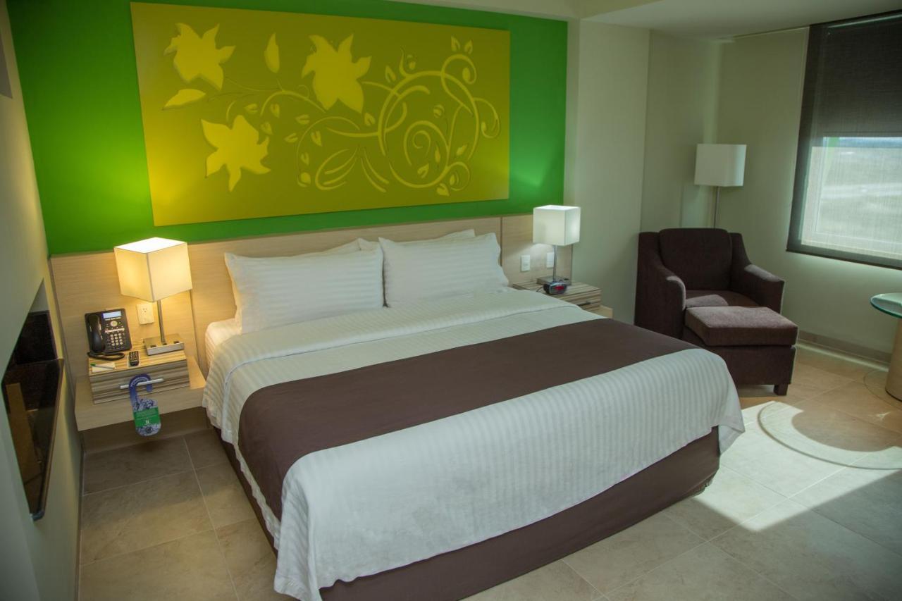 Holiday Inn Coatzacoalcos, an IHG Hotel Exterior foto